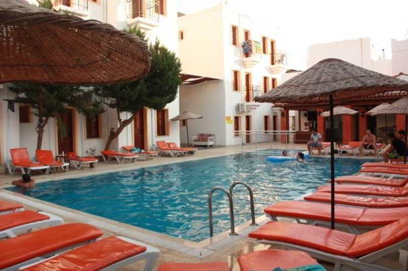 Alta Park Hotel Bodrum ภายนอก รูปภาพ